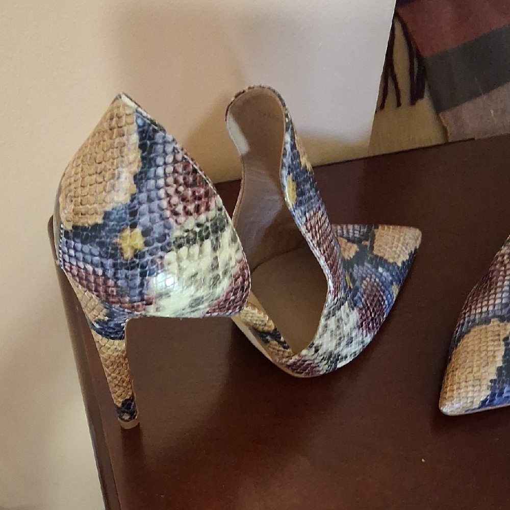 Steve Madden DOLLY/DOLL01S1. Multicolor Snakeskin Heels. 7 1/2M. Made In Brazil. - Picture 3 of 14